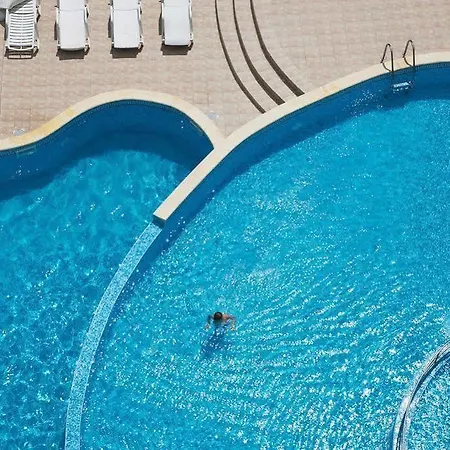 فندق Yantra ساني بيتش