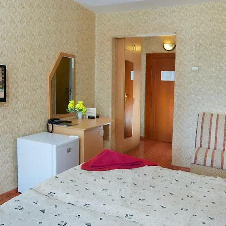 Yantra 3* Napospart